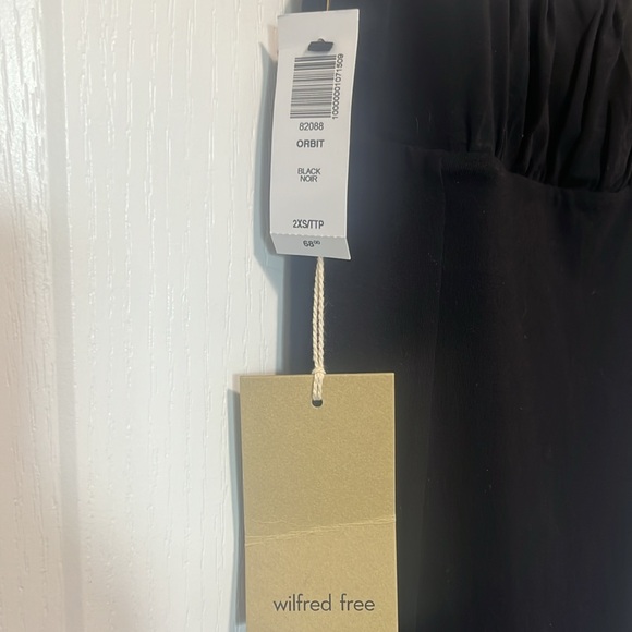 Orbit Dress by Wilfred IN BLACK - Picture 2 of 7